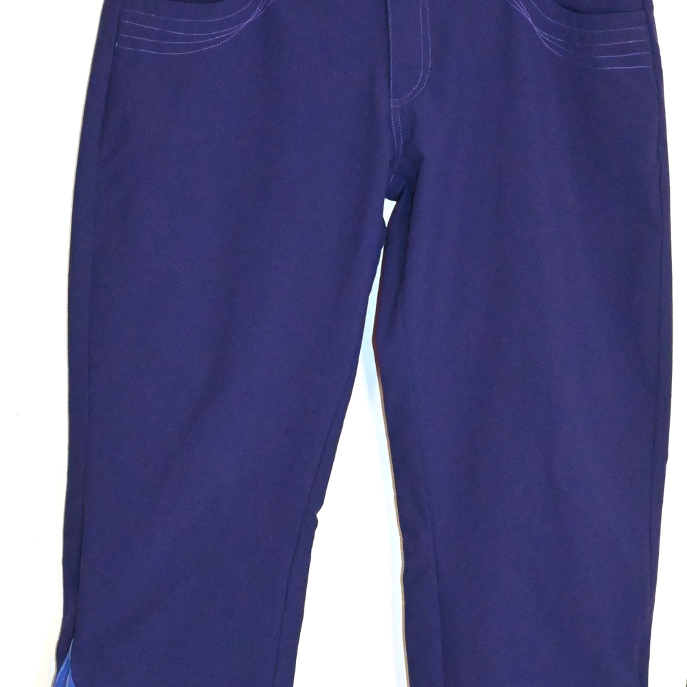 Kuhl MOUNTAIN CULTURE CAPRI HIKING PANTS size 8 Dark Blue with light blue trim